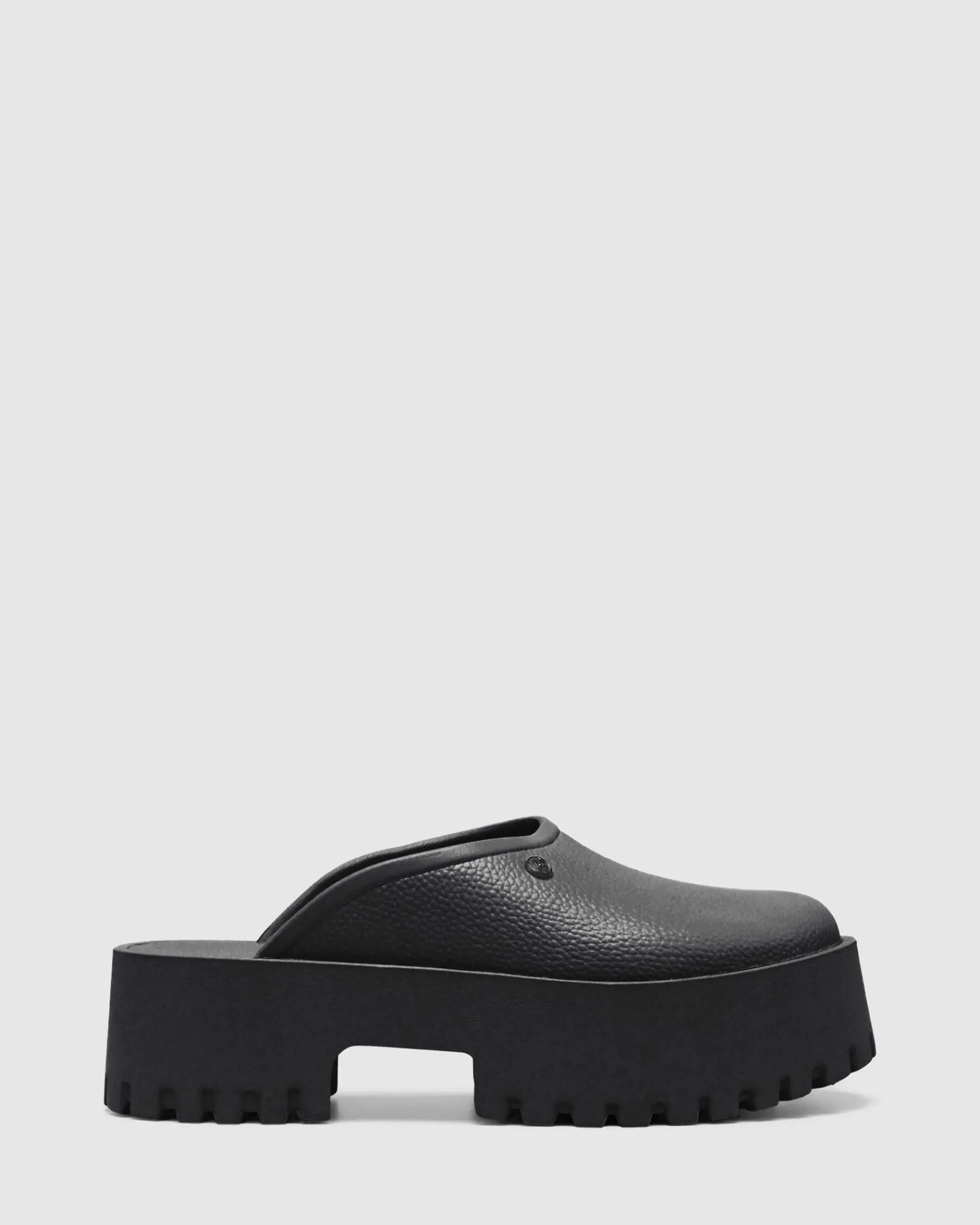 slip_on_clogs_in_black_0.webp Best Sale THERAPY Slip On Clogs In Black