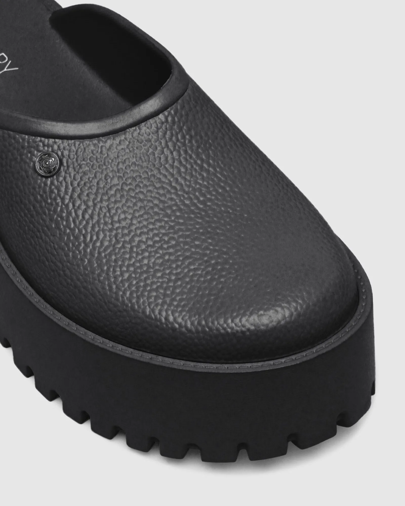 slip_on_clogs_in_black_3.webp Best Sale THERAPY Slip On Clogs In Black