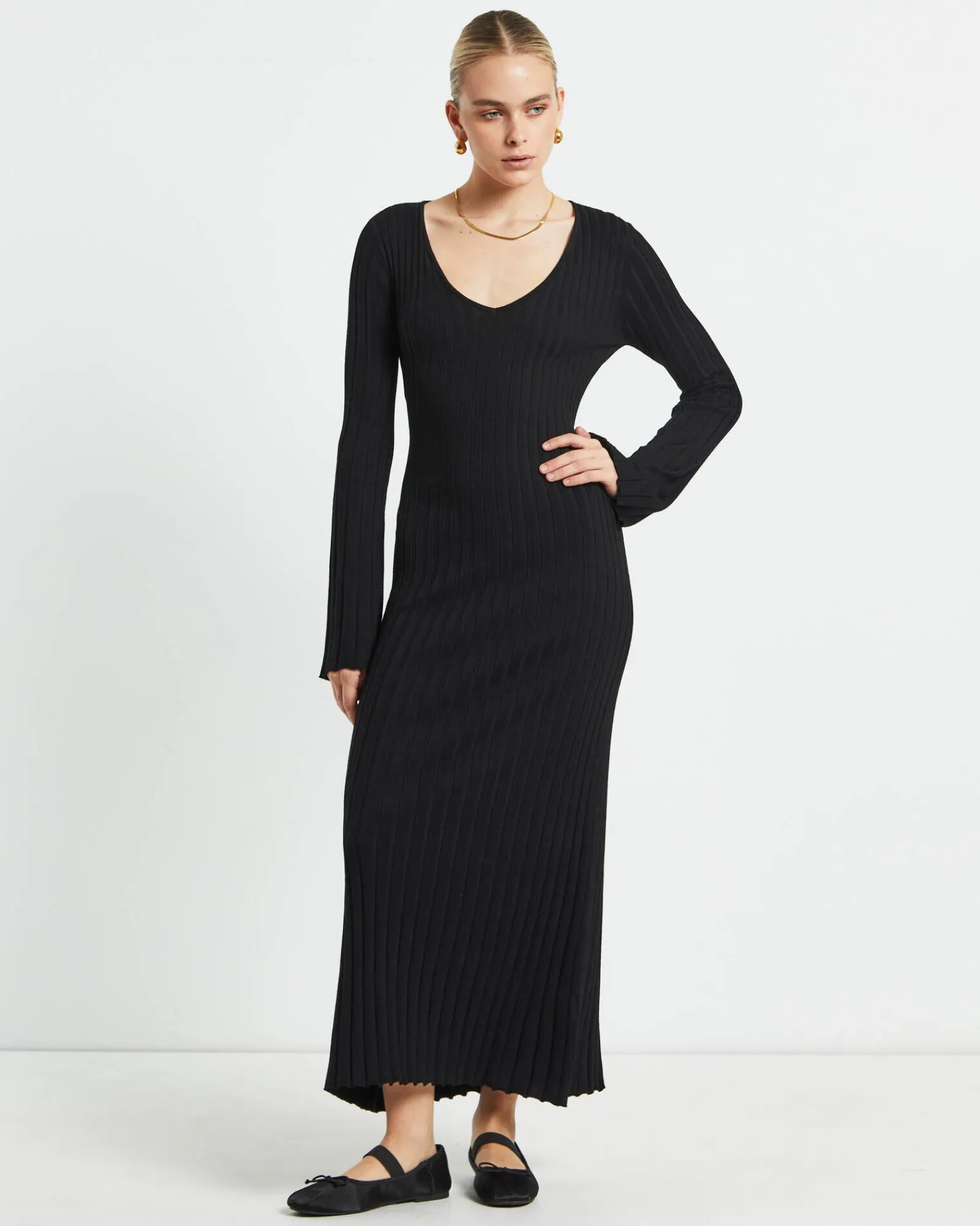 sophie_long_sleeve_rib_kn_3.webp Store SUBTITLED Sophie Long Sleeve Rib Knit Dress Black
