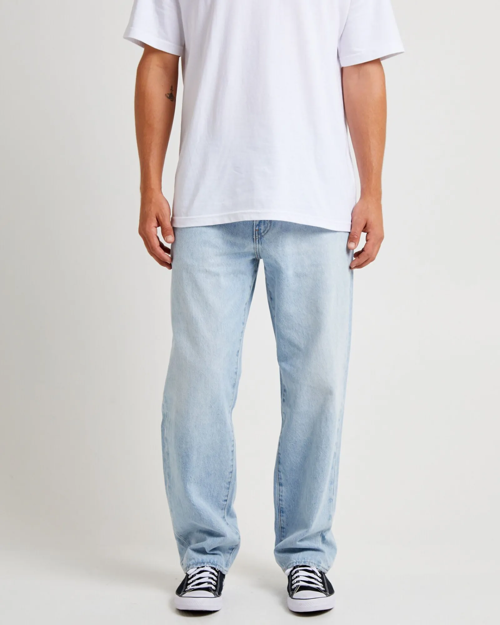 stay_loose_jeans_baby_bl_0.webp Clearance LEVIS 568 Stay Loose Jeans Baby Blue Essentials