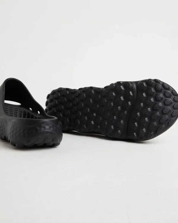 Hot COLUMBIA Thrive Revive Slides In Black