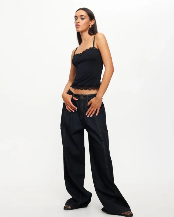 Fashion LIONESS Top Model Cami In Black