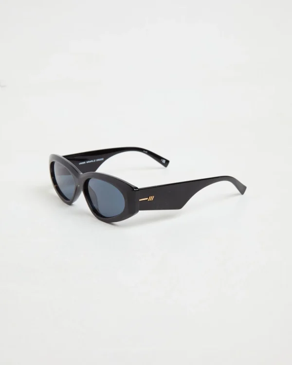 Discount LE SPECS Under Wraps Sunglasses In Black/Smoke Mono