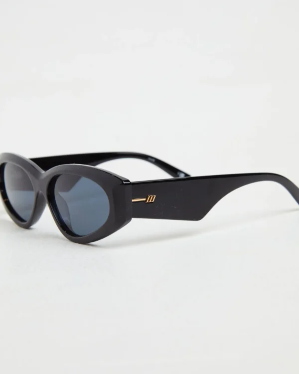Discount LE SPECS Under Wraps Sunglasses In Black/Smoke Mono