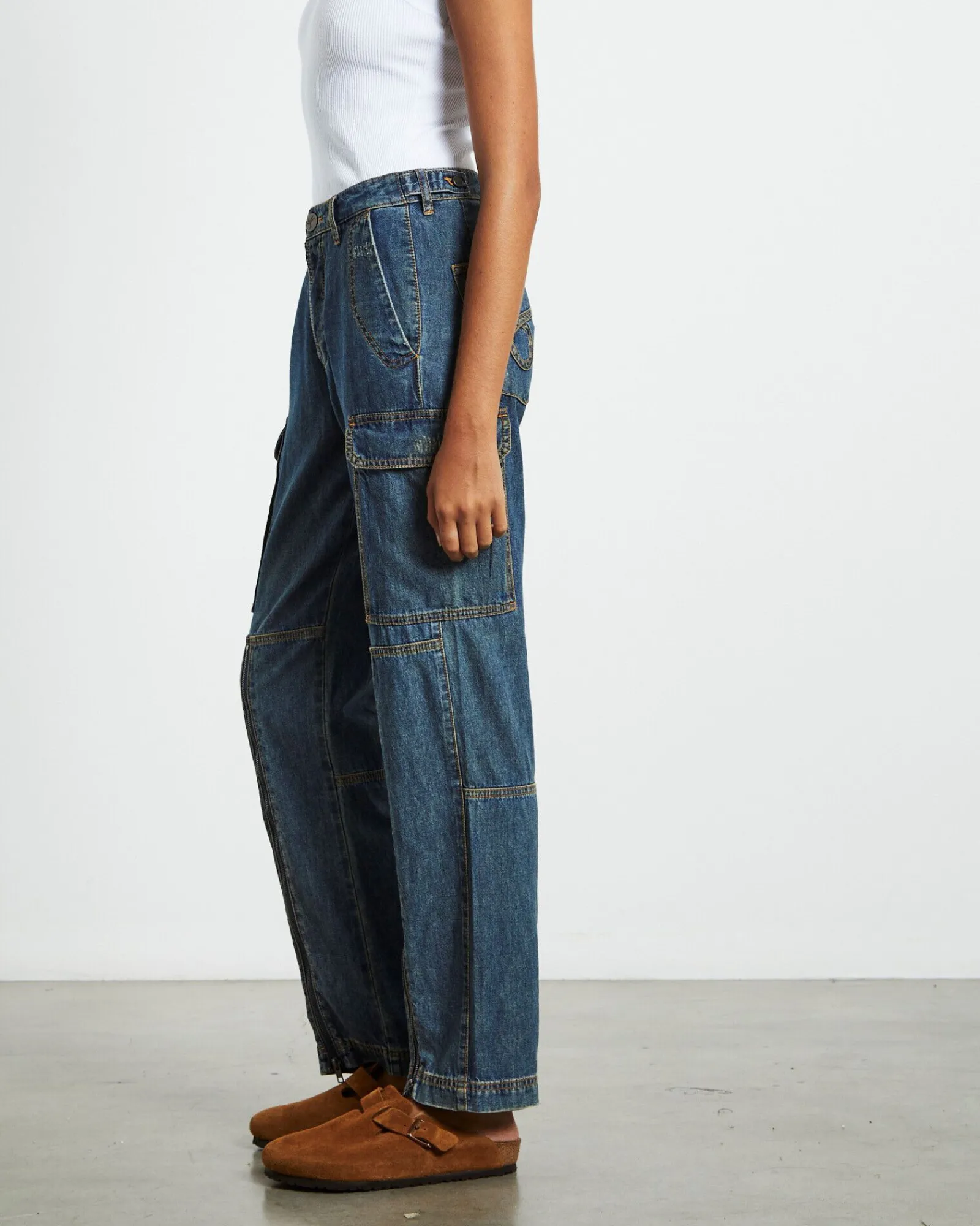 zipped_cargo_motion_jeans_2.webp Cheap ONE TEASPOON Zipped Cargo Motion Jeans Used Blue